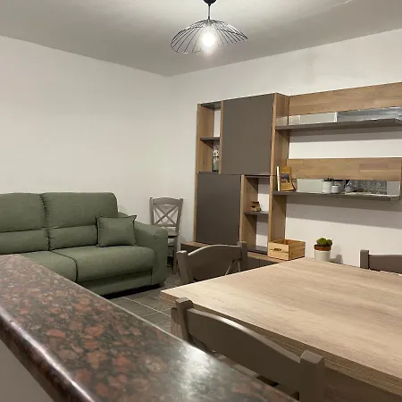 Angelina Al Borgo Aieta